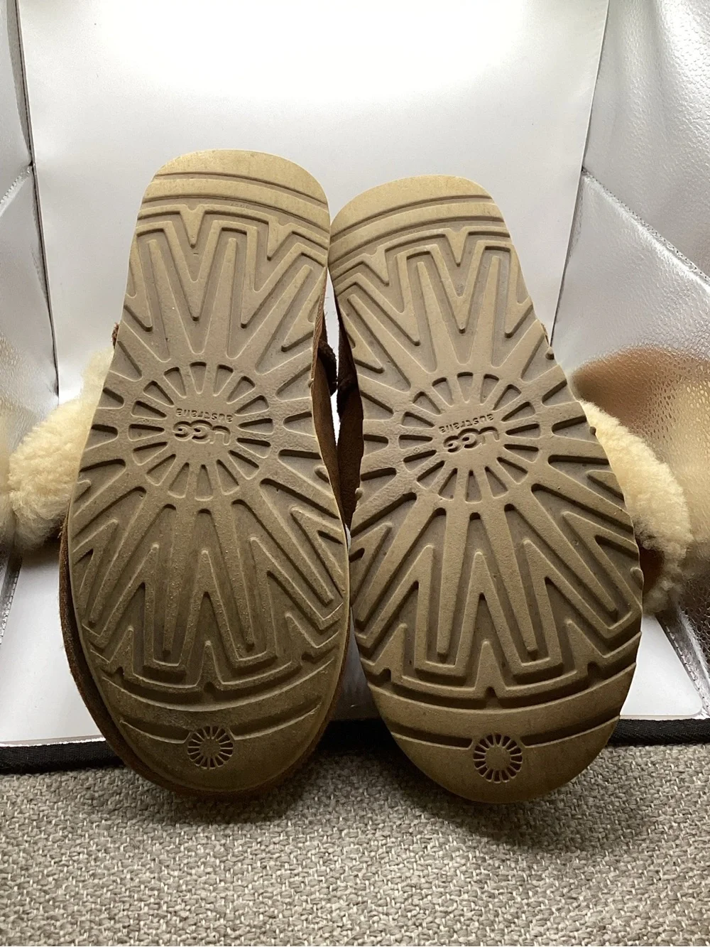UGG Classic Short Suede Shearling Boots - Chestnut